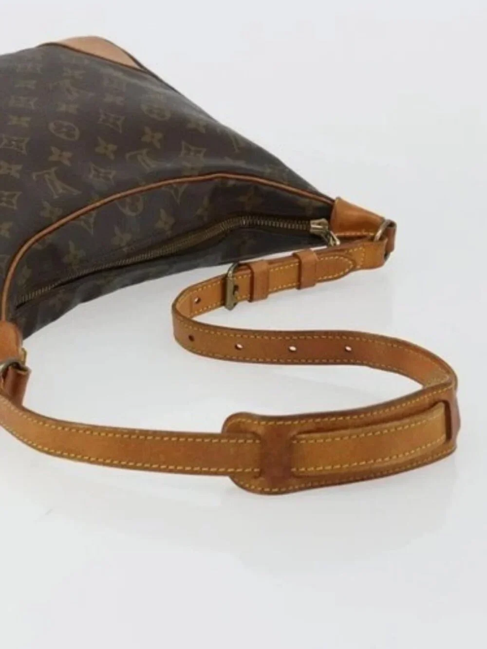 LOUIS VUITTON Monogram Boulogne 30 Shoulder Bag M51265 LV Auth 161923